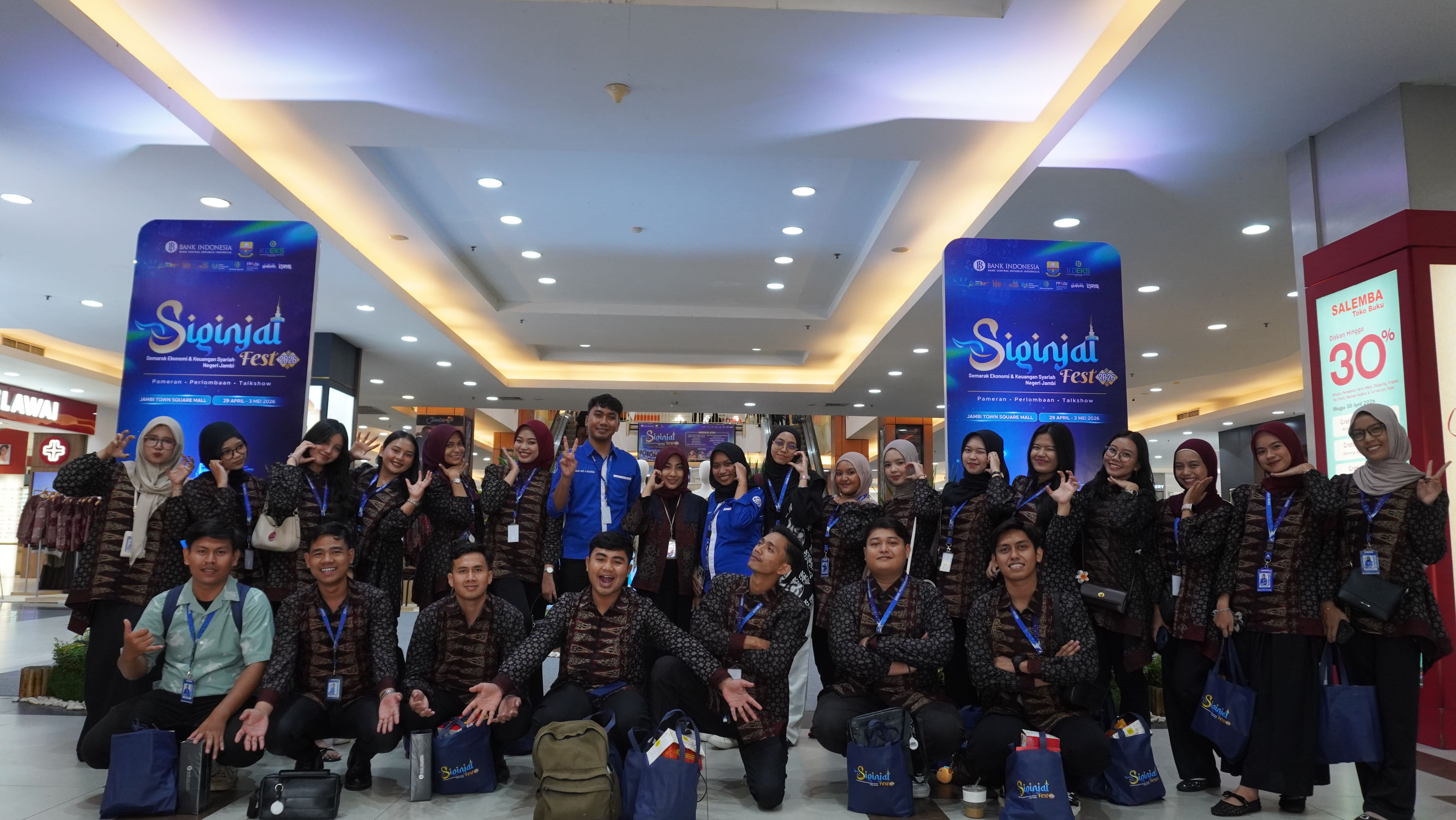 Talkshow Ekonomi Syariah Siginjai Fest
