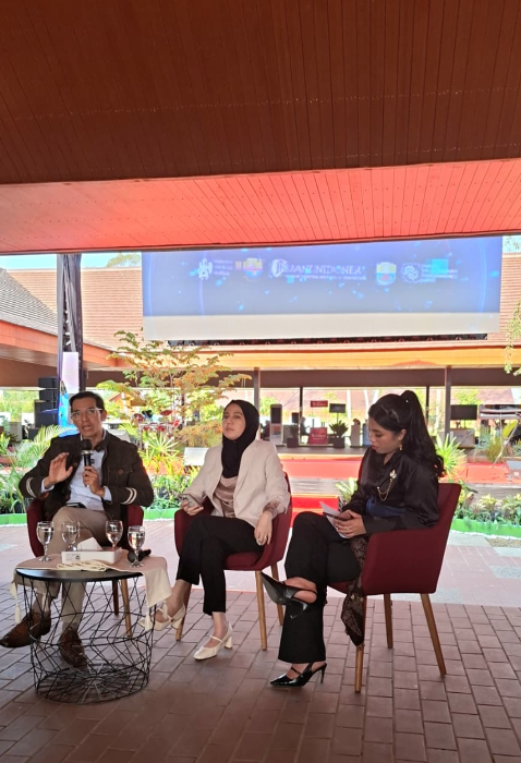 Founder dan CEO Inspira, Adrian Maulana, berbagi wawasan mengenai pentingnya pengelolaan keuangan pribadi bagi Gen Z.